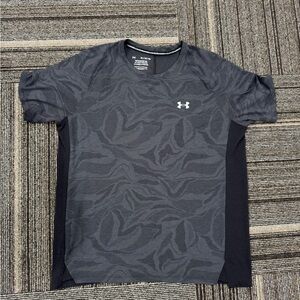 Under Armour Charcoal Camo Performance Tee (Dri-fit)